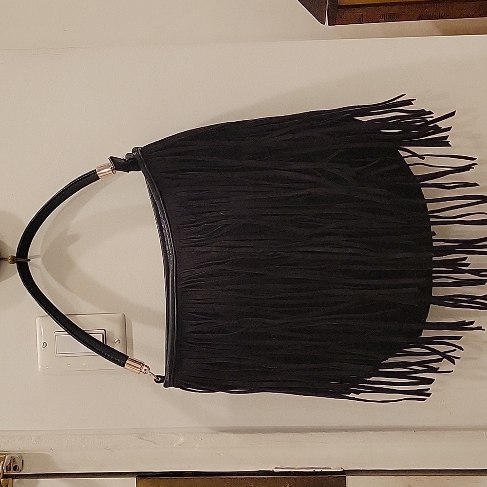EXPRESS Fringe Bag - Picture 3 of 4